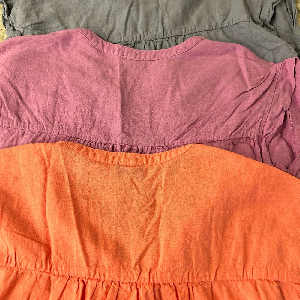 Three Splendid Linen V-Neck Tops - Purple, Light Blue, Coral - Medium - Picture 7 of 8
